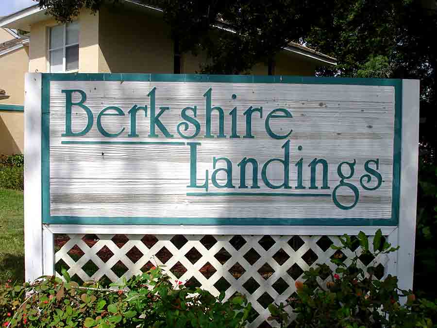 Berkshire Landings Signage
